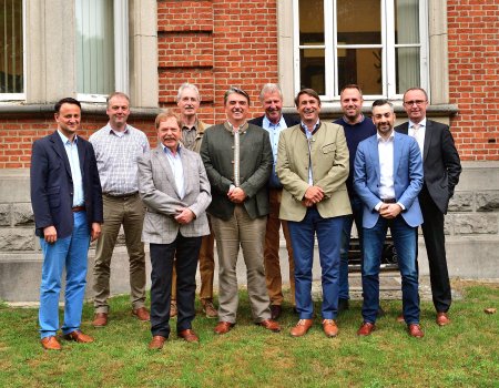 Standpunt: ‘Word lid en vorm een vuist tegen de anti-jachtcoalitie’ Standpunt: ‘Word lid en vorm een vuist tegen de anti-jachtcoalitie’